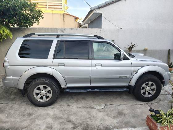 MITSUBISHI PAJERO SPORT 3.5 HPE 4X4 V6 24V GASOLINA 4P AUTOMÁTICO